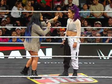 Lyra Valkyria and Bayley