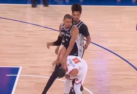 Spurs Win Against Knicks In NBA Finals Game 3