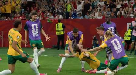 Australian players celebrating win over Turkiye